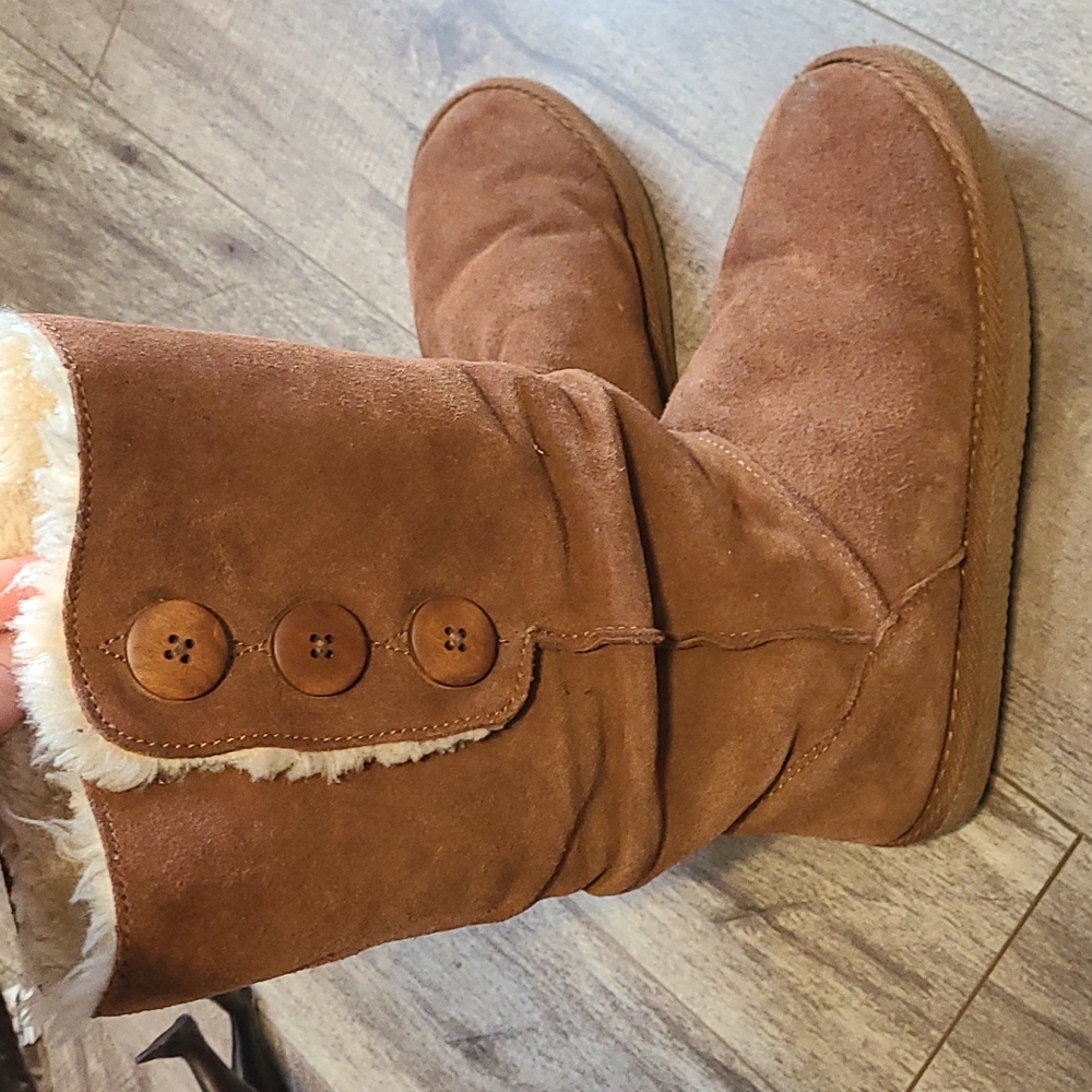 Ugg like boots